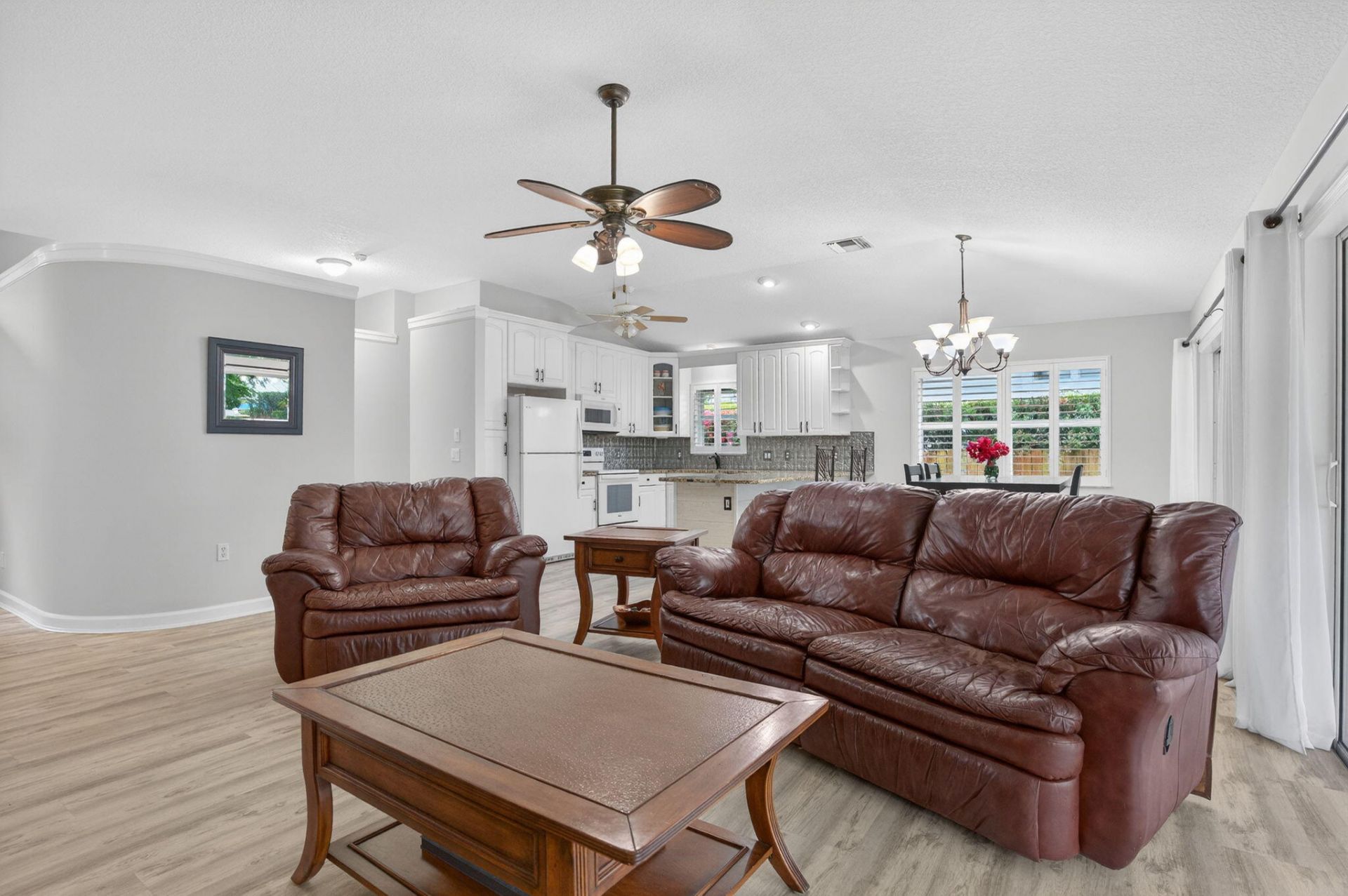 9275 SE Mercury Street, Hobe Sound, FL 33455 Photo