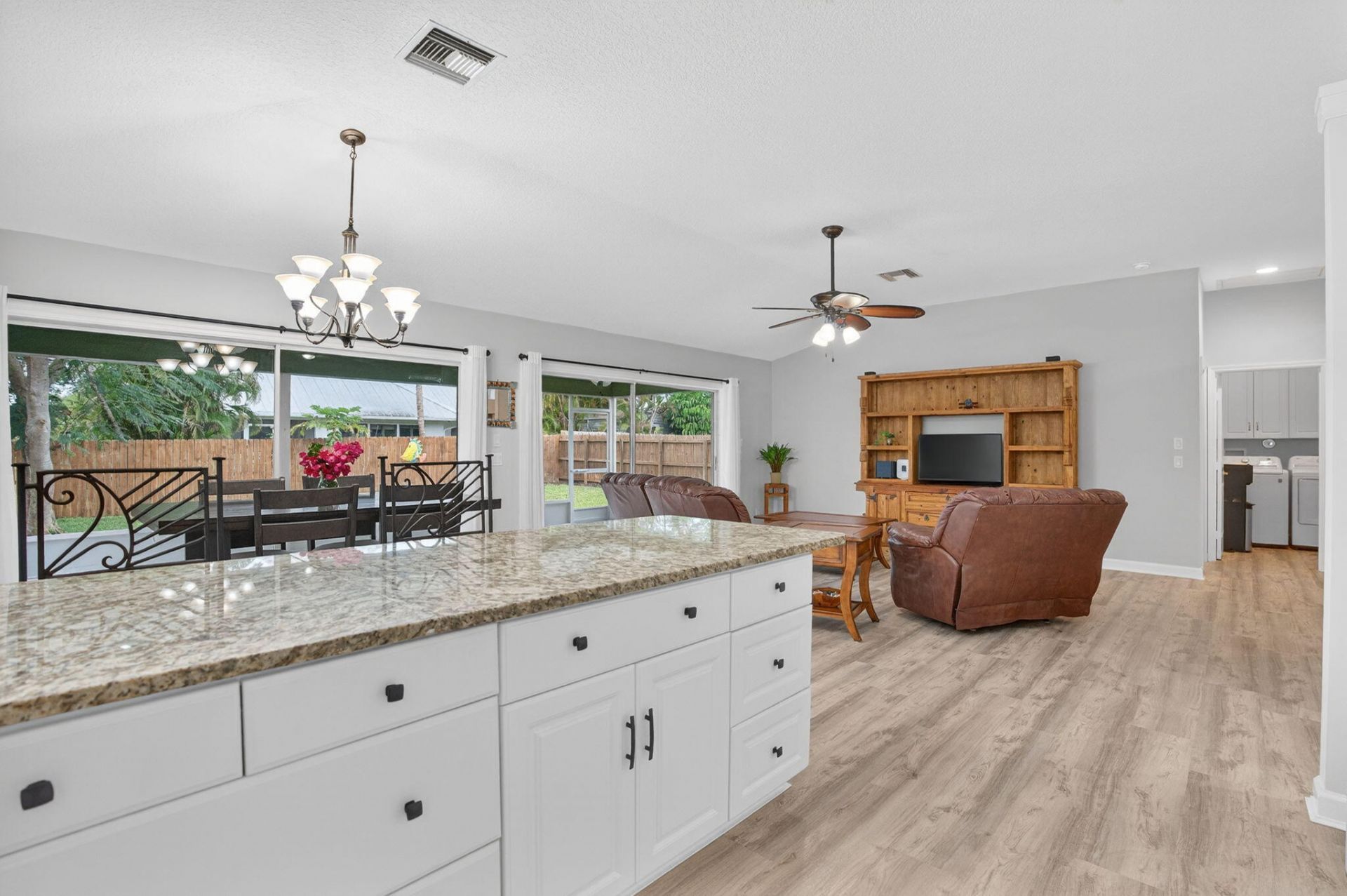 9275 SE Mercury Street, Hobe Sound, FL 33455 Photo