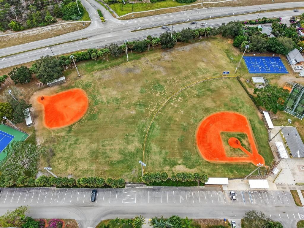 9275 SE Mercury Street, Hobe Sound, FL 33455 Photo