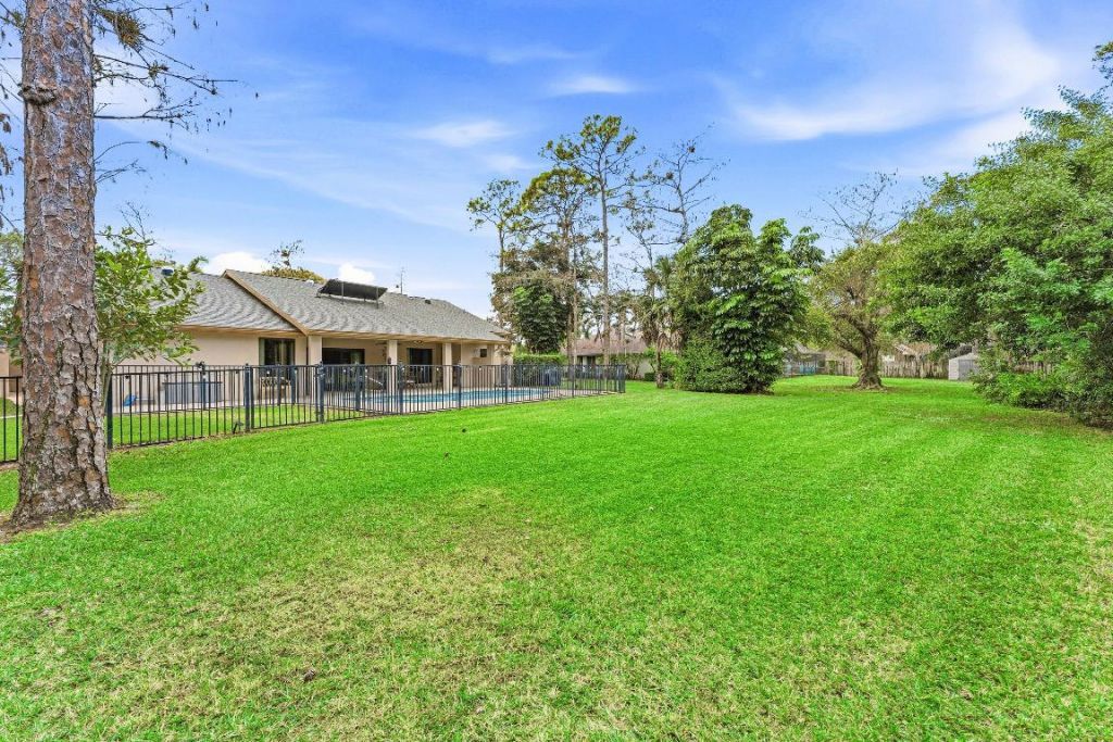 12735 Stone Pine Way, Wellington, FL 33414 Photo