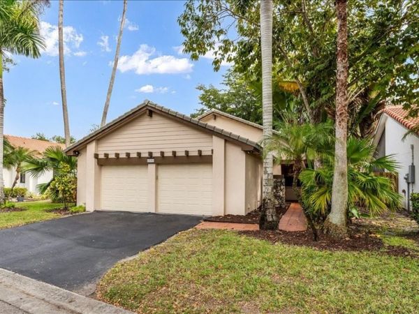 2164 Montpeliar, Weston, FL 33326