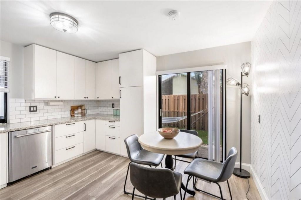 2164 Montpeliar, Weston, FL 33326 Photo