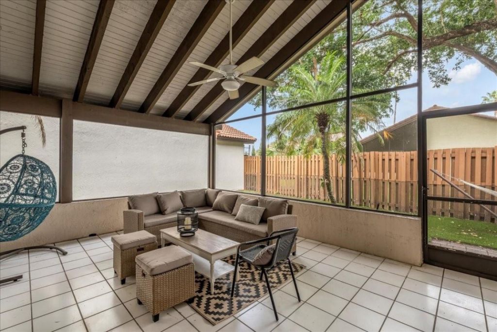 2164 Montpeliar, Weston, FL 33326 Photo