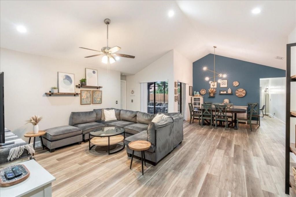 2164 Montpeliar, Weston, FL 33326 Photo