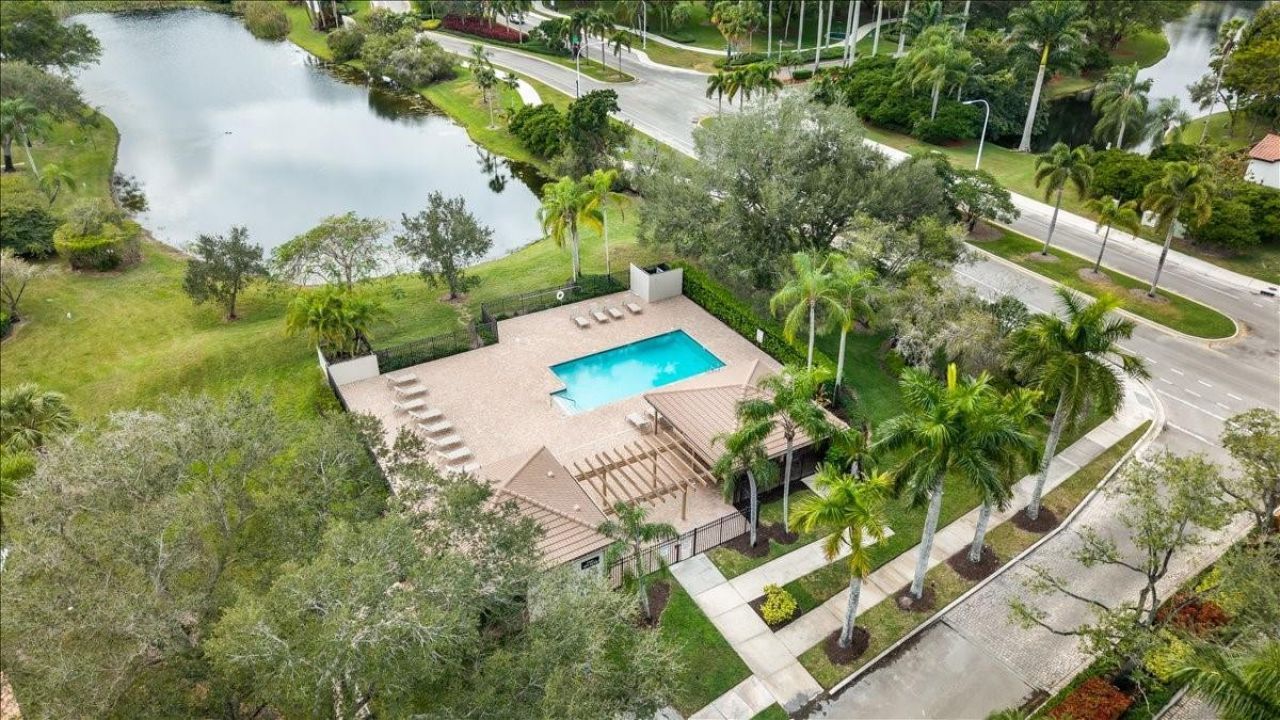 2164 Montpeliar, Weston, FL 33326 Photo