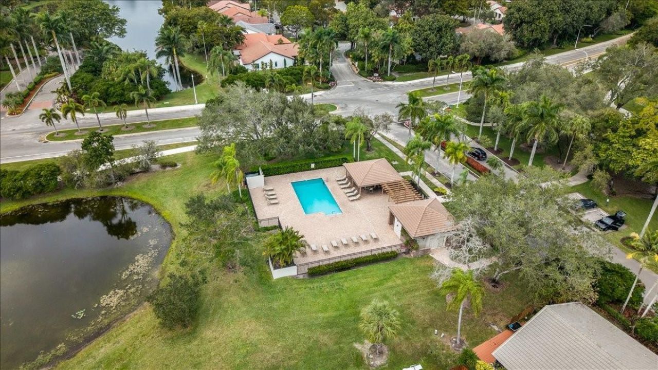 2164 Montpeliar, Weston, FL 33326 Photo