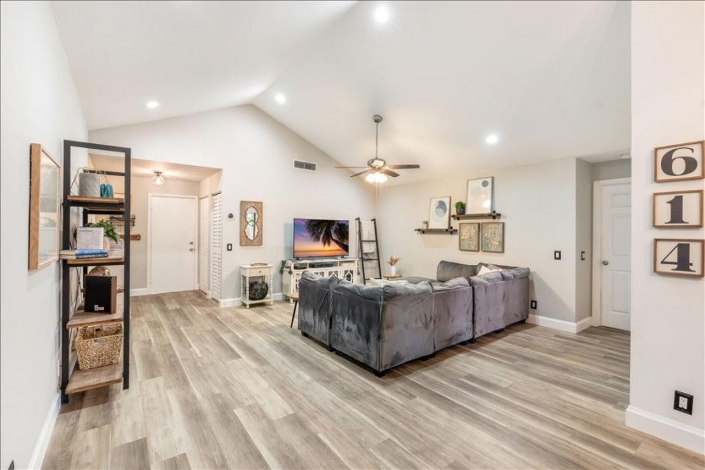 2164 Montpeliar, Weston, FL 33326 Photo