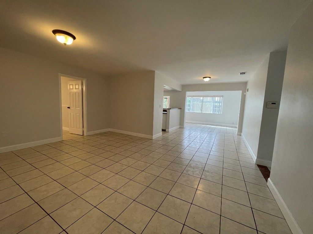 8510 Sunset Strip, Sunrise, FL 33322 Photo
