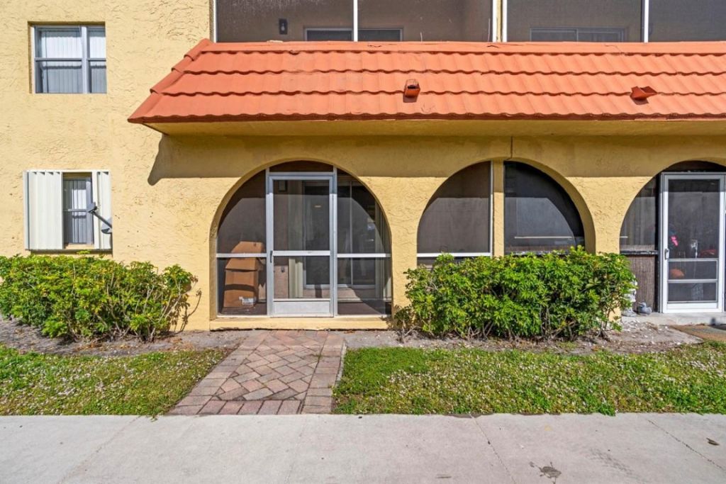 10762 La Placida Drive, Unit 7-106, Coral Springs, FL 33065 Photo