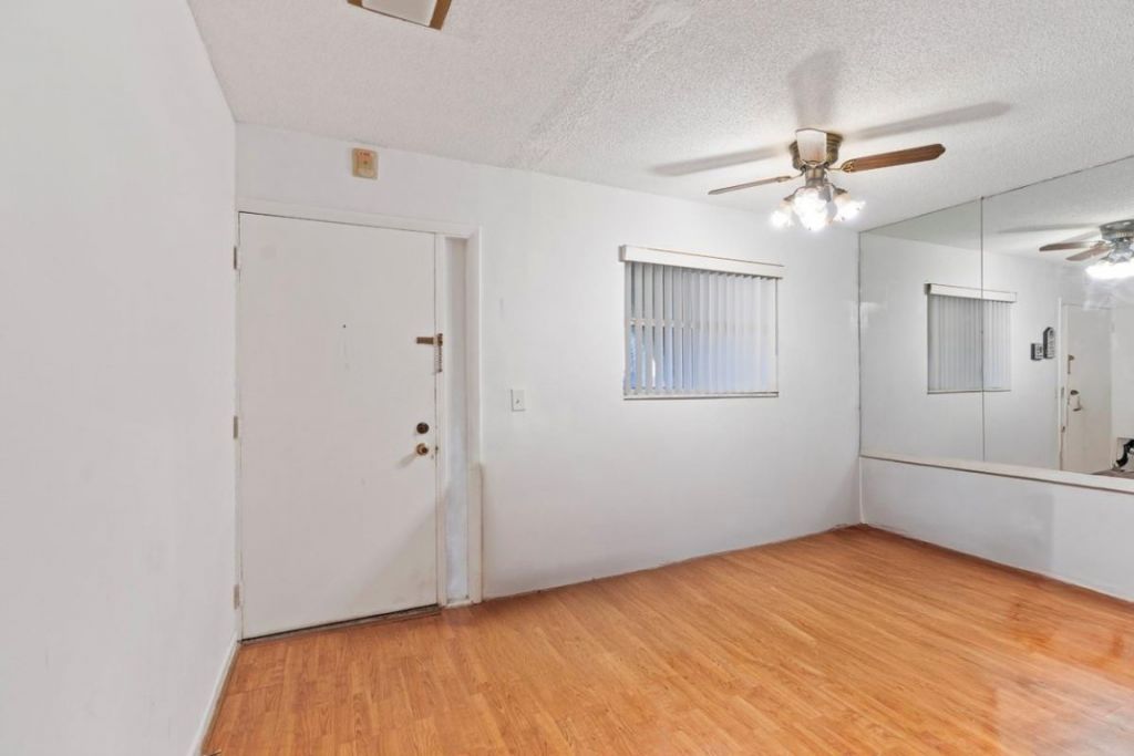 10762 La Placida Drive, Unit 7-106, Coral Springs, FL 33065 Photo