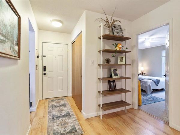 100 Kennedy Drive, Unit 37, South Burlington, VT 05403