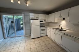 507 Stinson Drive photo 4