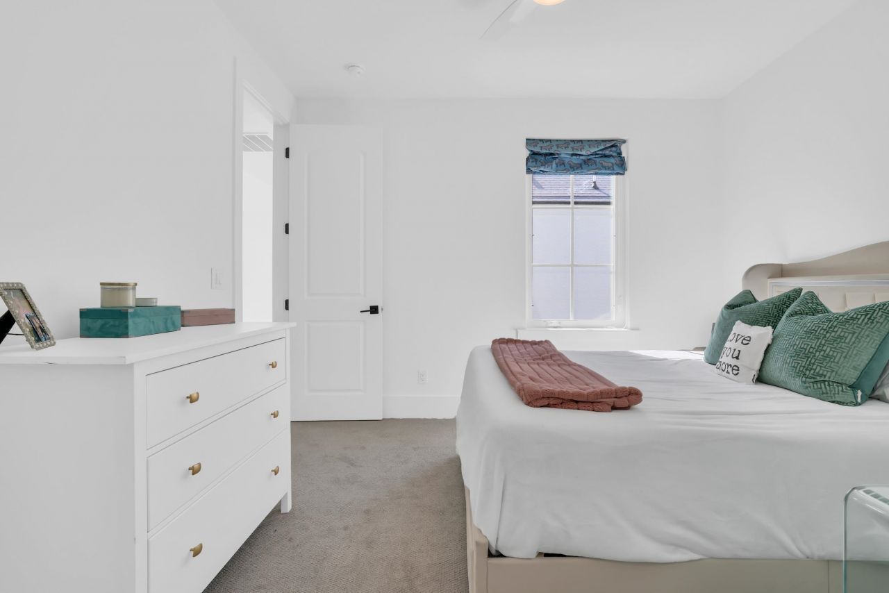 8189 Buffy Pl Photo 32