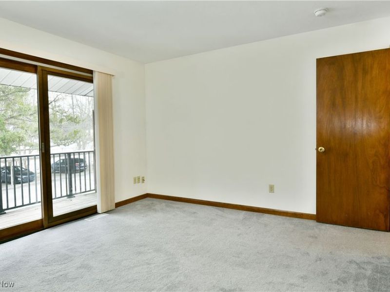 723 Lakeview Drive, Cortland, OH 44410 Photo 26