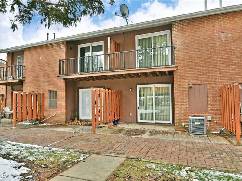 723 Lakeview Drive, Cortland, OH 44410 Photo 32