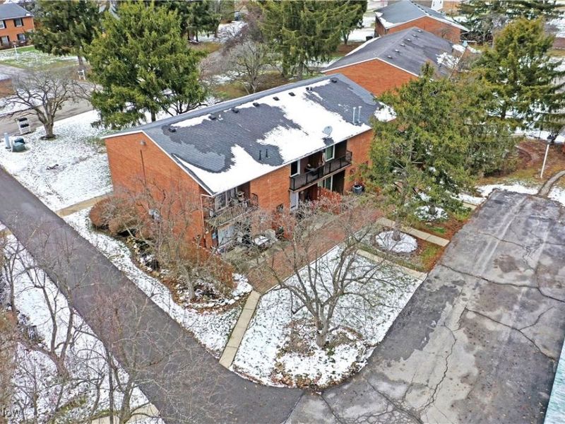 723 Lakeview Drive, Cortland, OH 44410 Photo 36