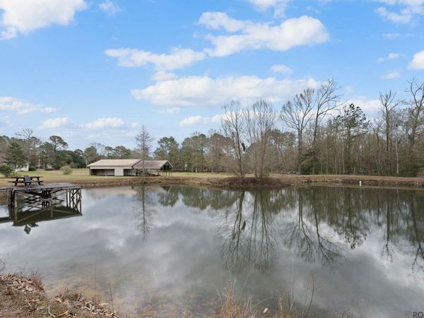 16010 Peairs Rd, Pride, LA 70770