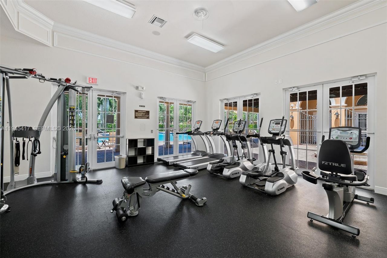 14762 SW 12th St, Pembroke Pines, FL 33027 Photo