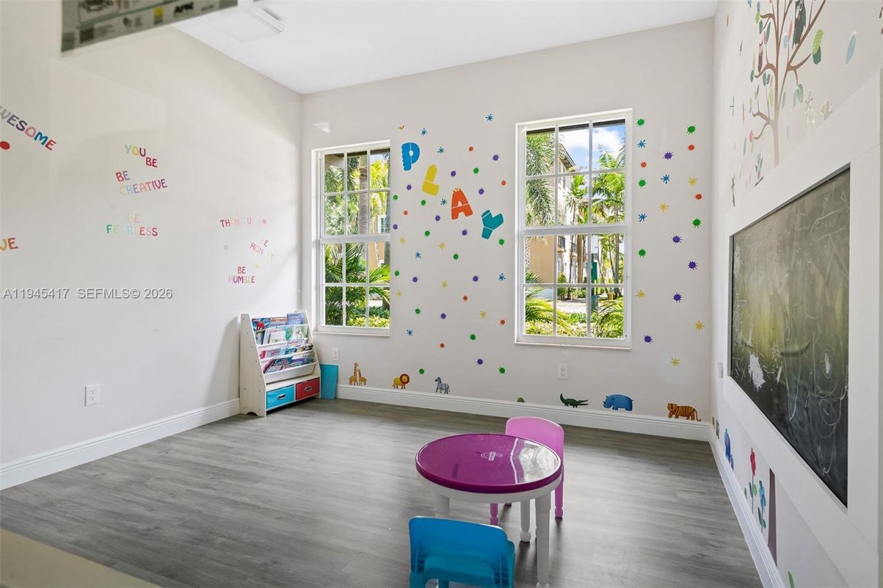 14762 SW 12th St, Pembroke Pines, FL 33027 Photo