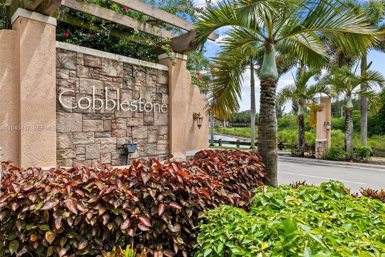 14762 SW 12th St, Pembroke Pines, FL 33027 Photo