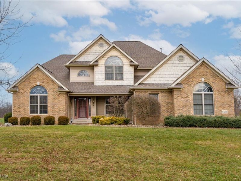 8487 Sandbridge Street NW, Massillon, OH 44646 Photo 1