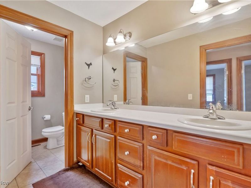 8487 Sandbridge Street NW, Massillon, OH 44646 Photo 29