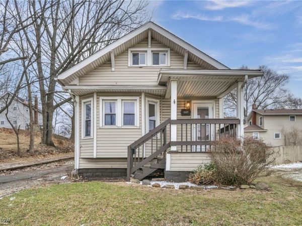 1527 Main Street, Cuyahoga Falls, OH 44221