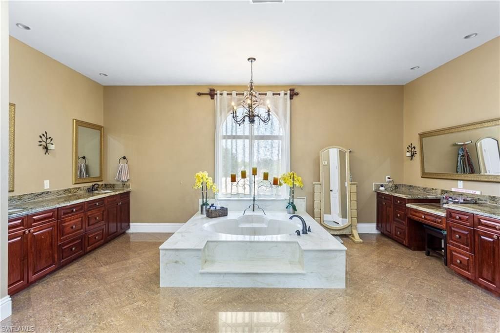 3880 62nd Ave Ne, Naples, FL 34120 Photo