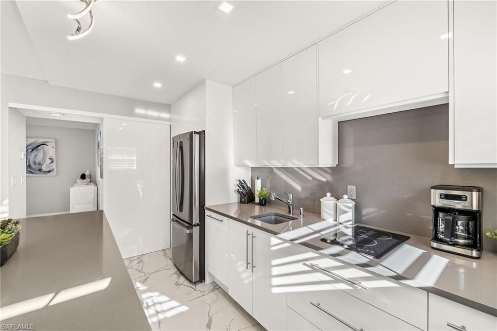 980 7th Ave S, Unit 109, Naples, FL 34102 Photo