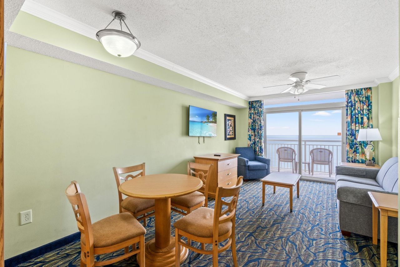 2201 S Ocean Blvd. Photo 5