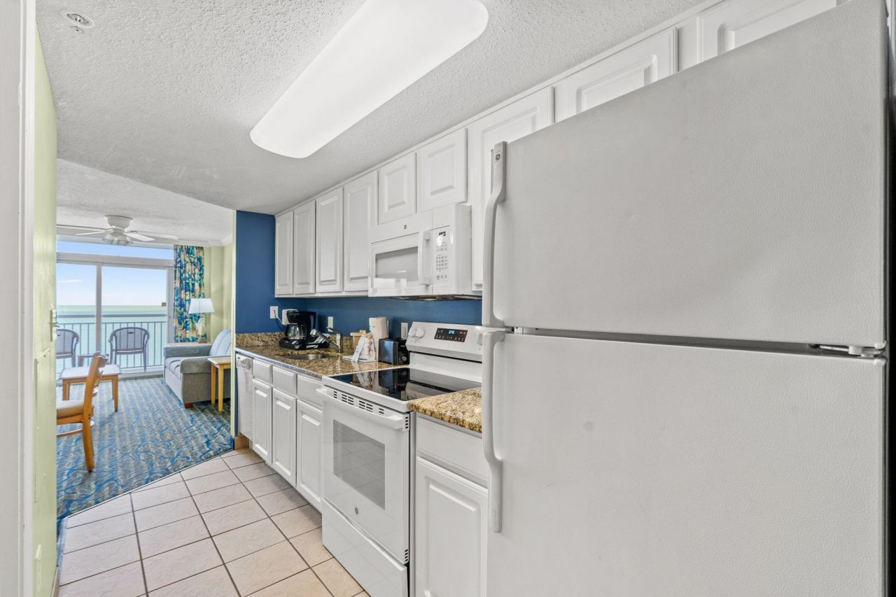 2201 S Ocean Blvd. Photo 9