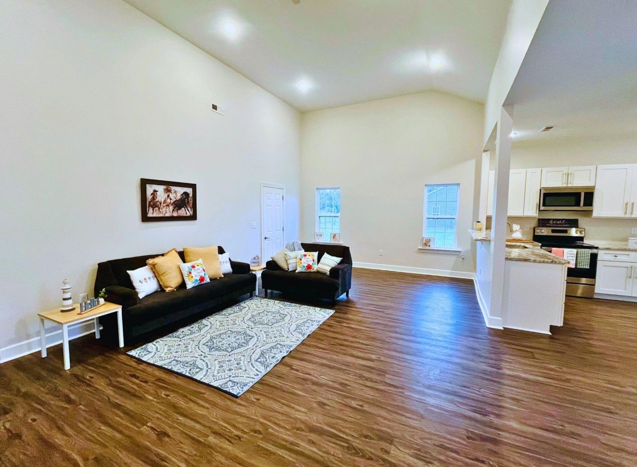 3292 North Highway 52 Photo 8