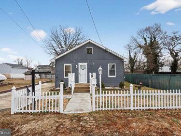 909 THIRD AVENUE, CROYDON, PA 19021