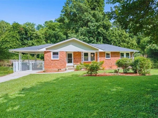 2483 Hunting Valley Drive, Decatur, GA 30033