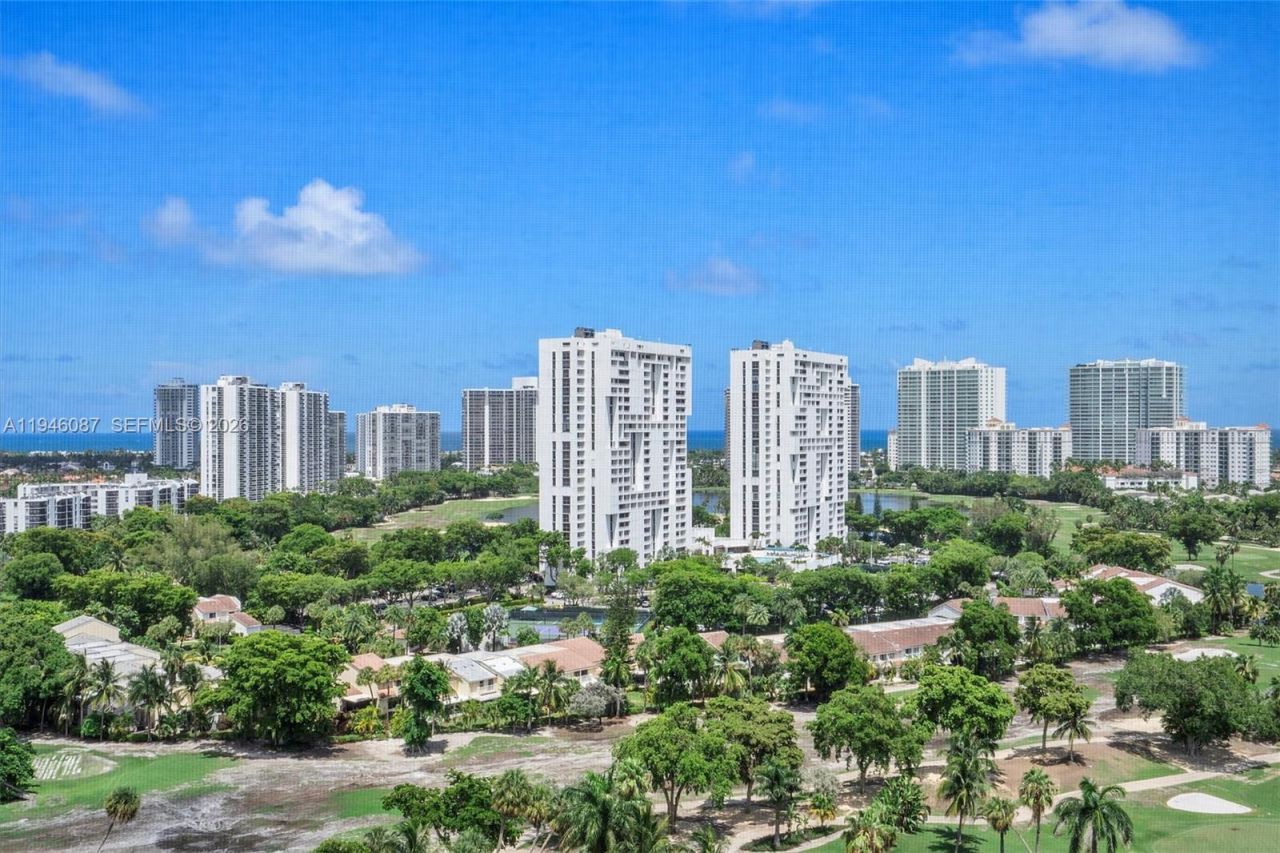 20379 W Country Club Dr , Unit 1933, Aventura, FL 33180 Photo