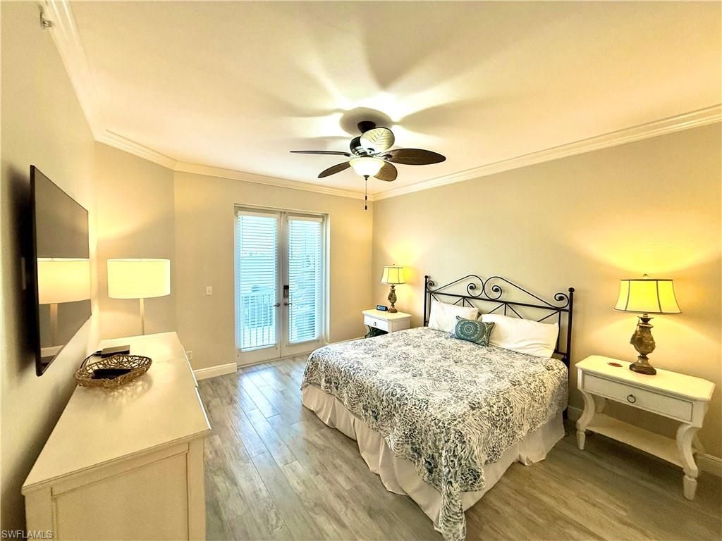 410 Flagship Dr, Unit 305, Naples, FL 34108 Photo