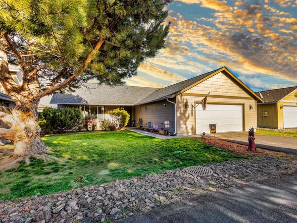 532 SE Ponderosa Drive, Madras, OR 97741