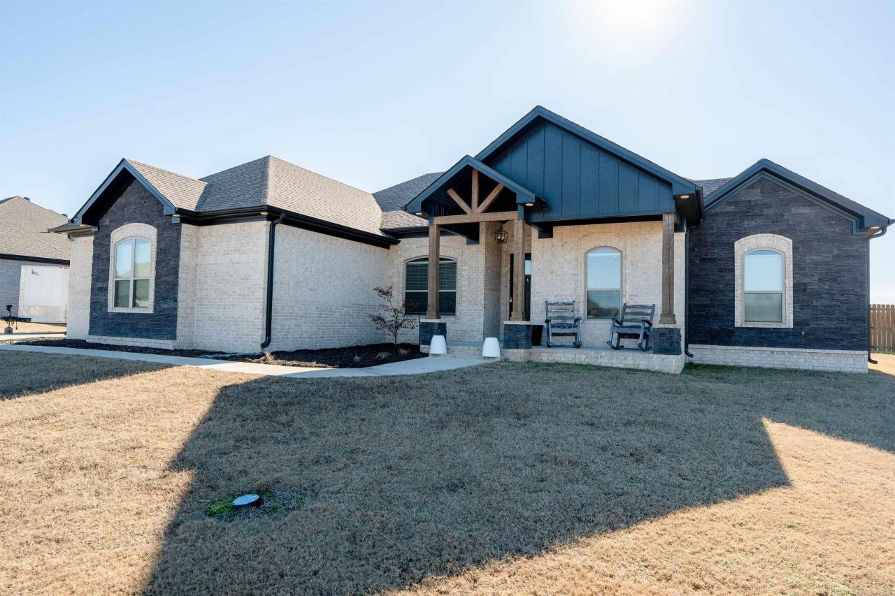 55 W Mount Tabor Cabot, AR 72023