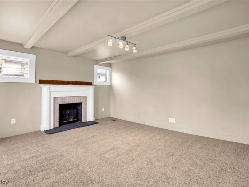 281 High Street, Wadsworth, OH 44281 Photo 2