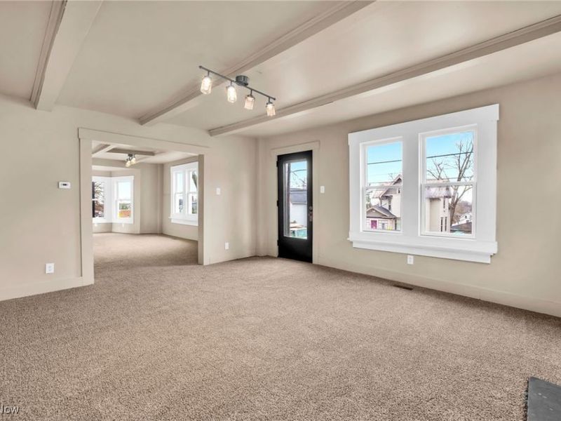 281 High Street, Wadsworth, OH 44281 Photo 4