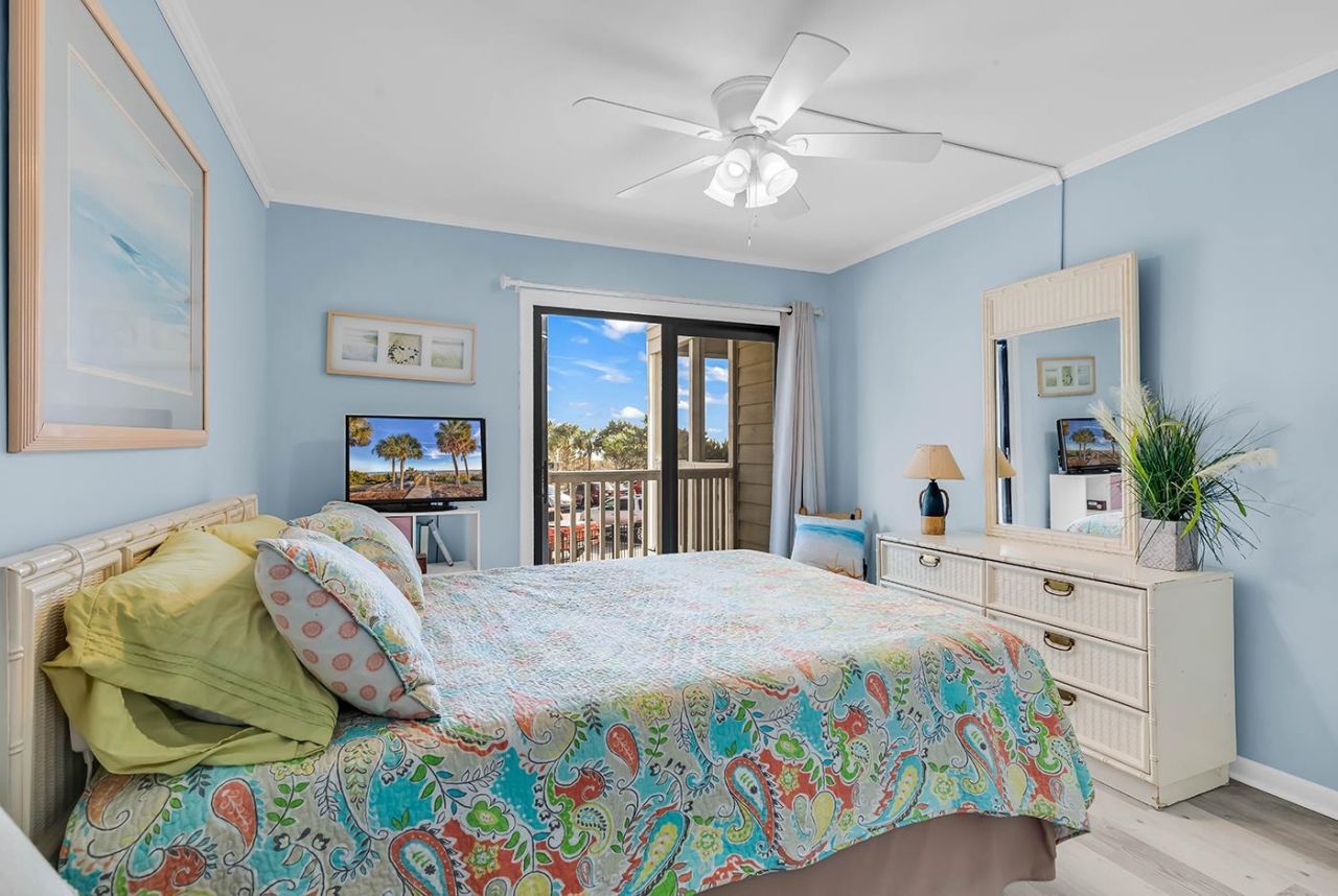 210 N Ocean Blvd. Photo 16