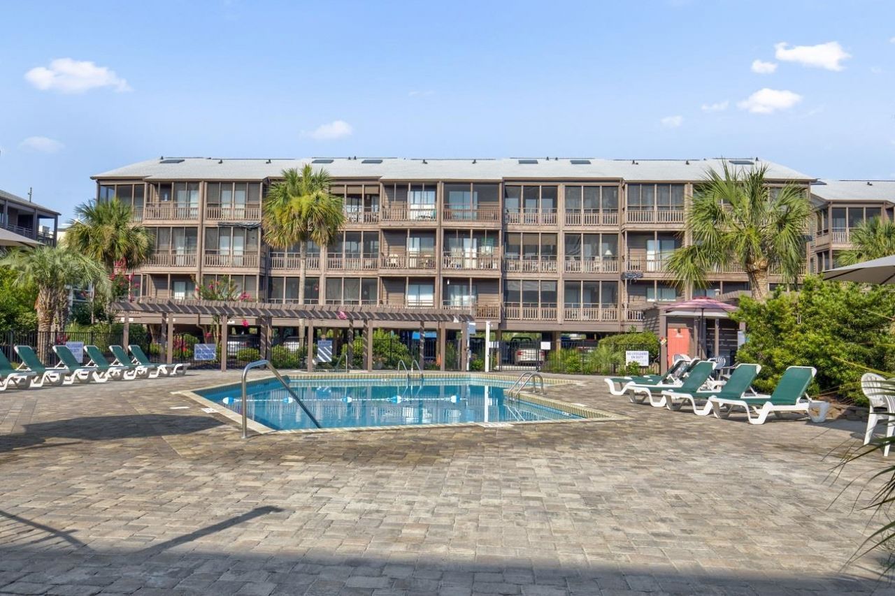 210 N Ocean Blvd. Photo 38