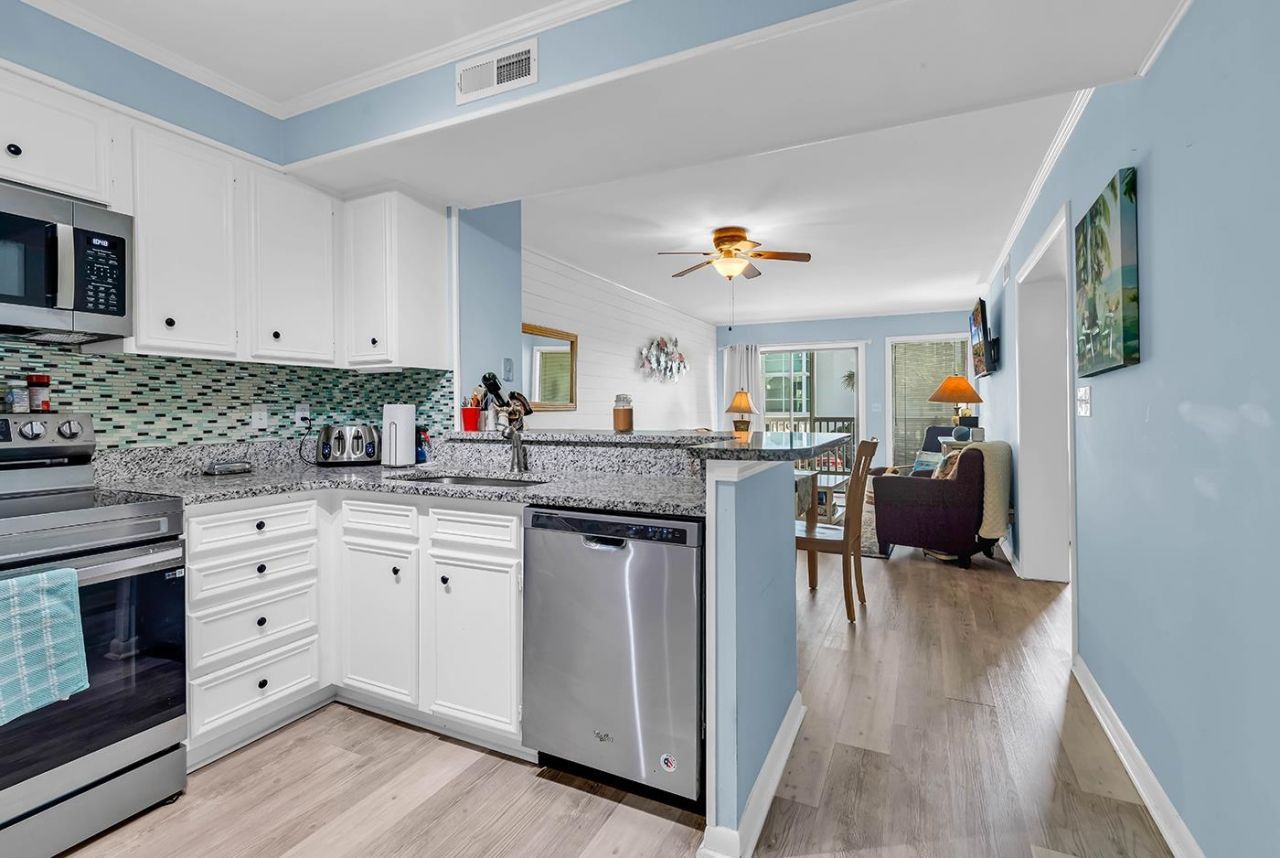 210 N Ocean Blvd. Photo 7