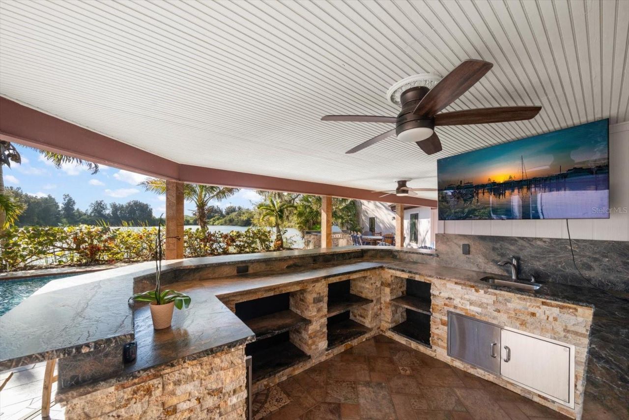 2402 Pine Hammock, Clearwater, FL 33764 Photo
