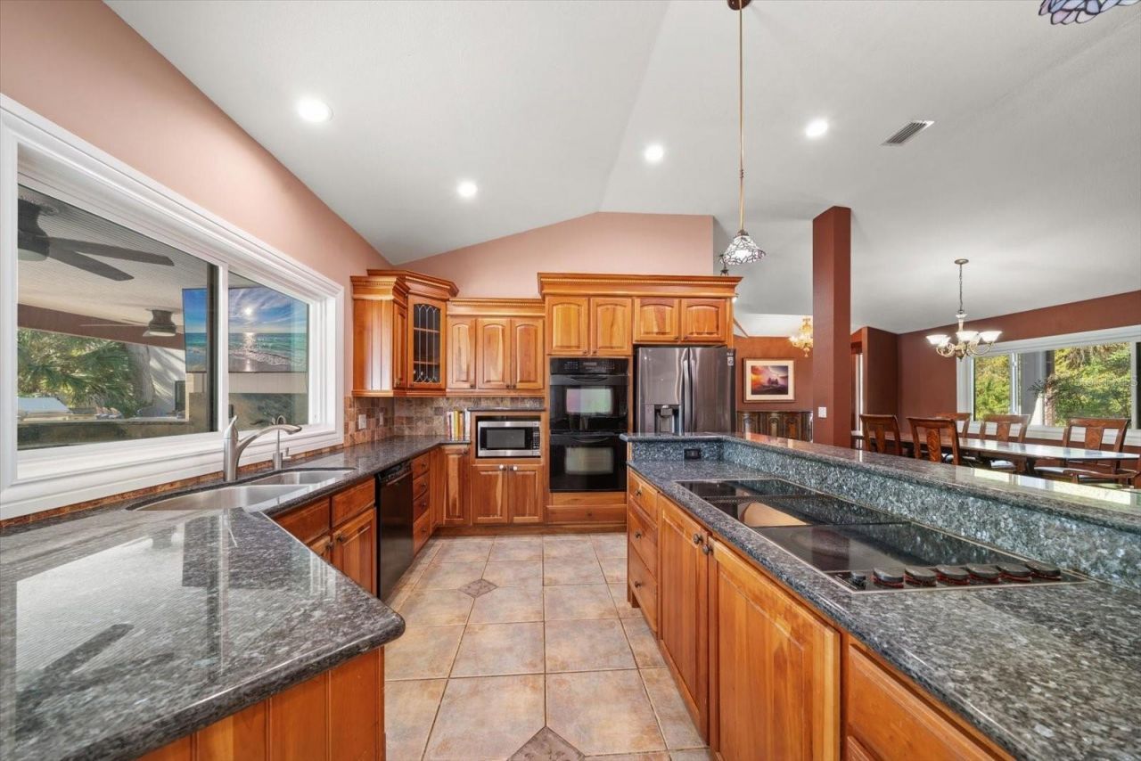 2402 Pine Hammock, Clearwater, FL 33764 Photo