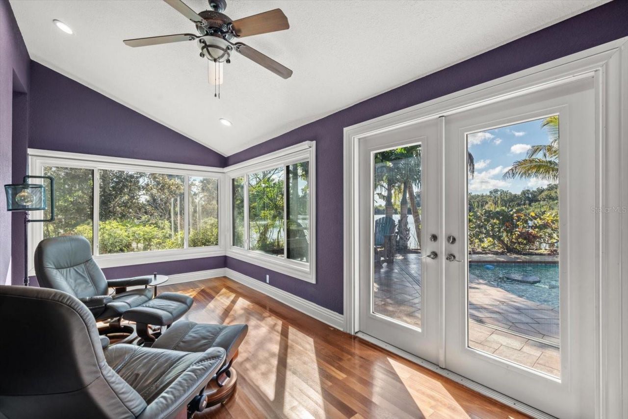 2402 Pine Hammock, Clearwater, FL 33764 Photo