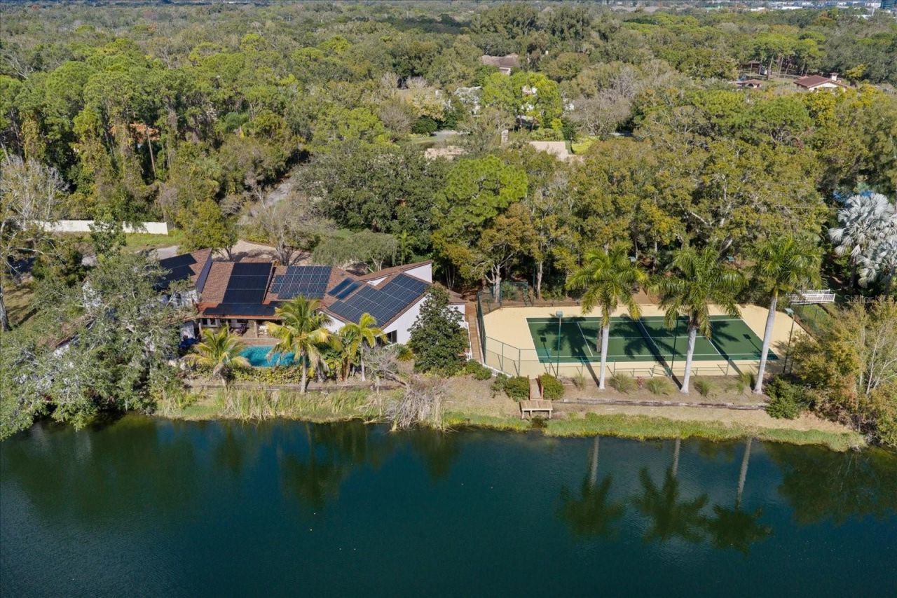 2402 Pine Hammock, Clearwater, FL 33764 Photo