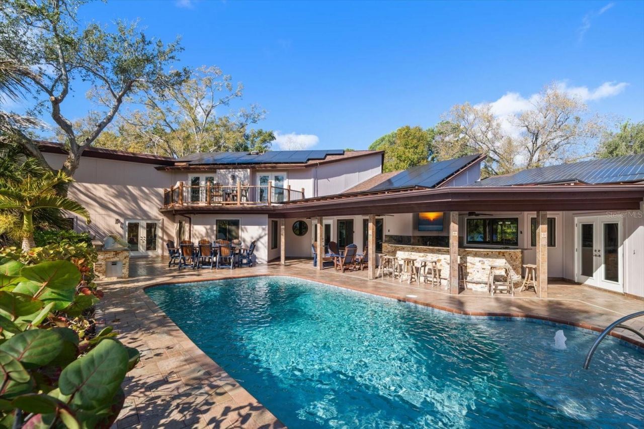 2402 Pine Hammock, Clearwater, FL 33764 Photo