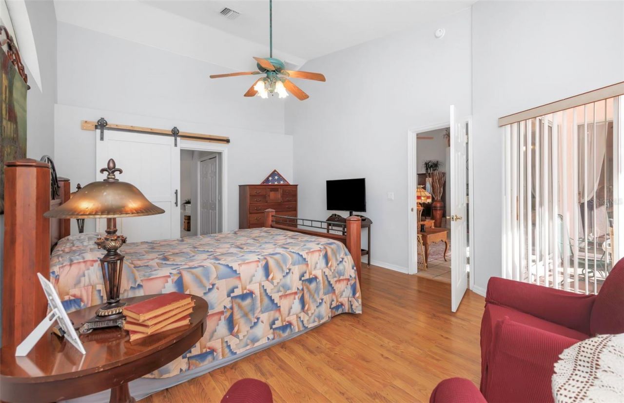 1518 Fishing Lake Drive, Odessa, FL 33556 Photo