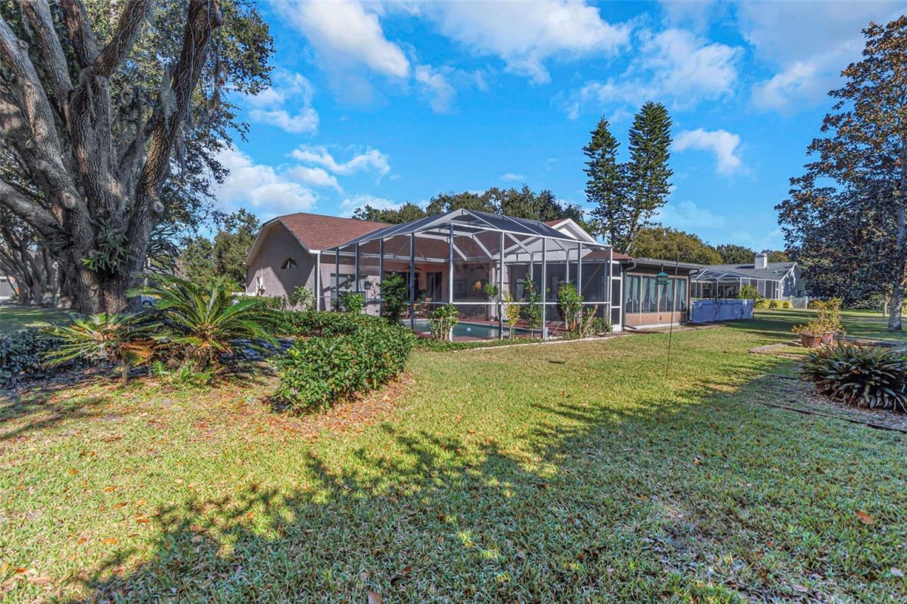 1518 Fishing Lake Drive, Odessa, FL 33556 Photo